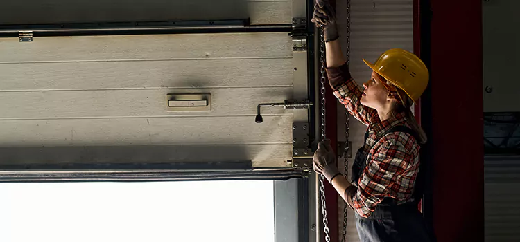 Addressing Common Garage Door Stoppage Issues in Hercules, CA